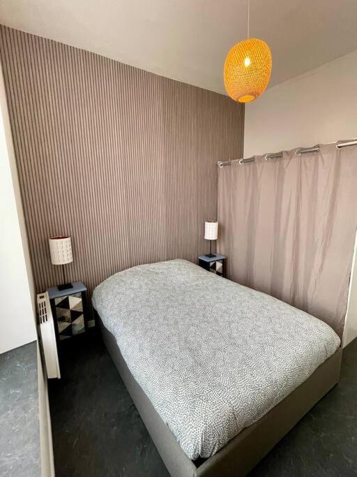 Appartement Idealement Situe Charleville-Mezieres Exterior foto